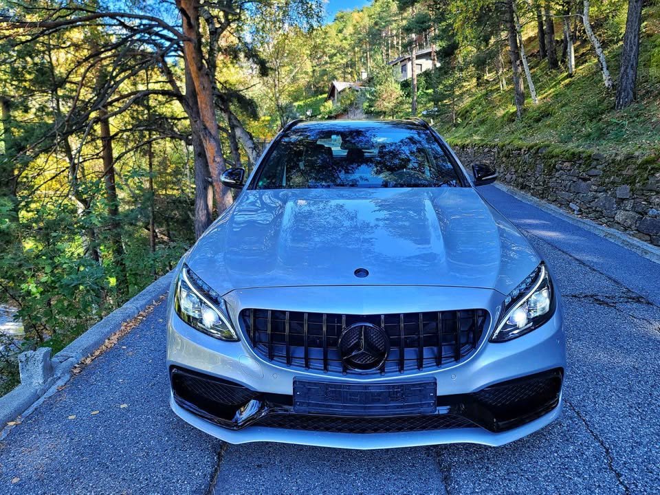MERCEDES C63 S AMG