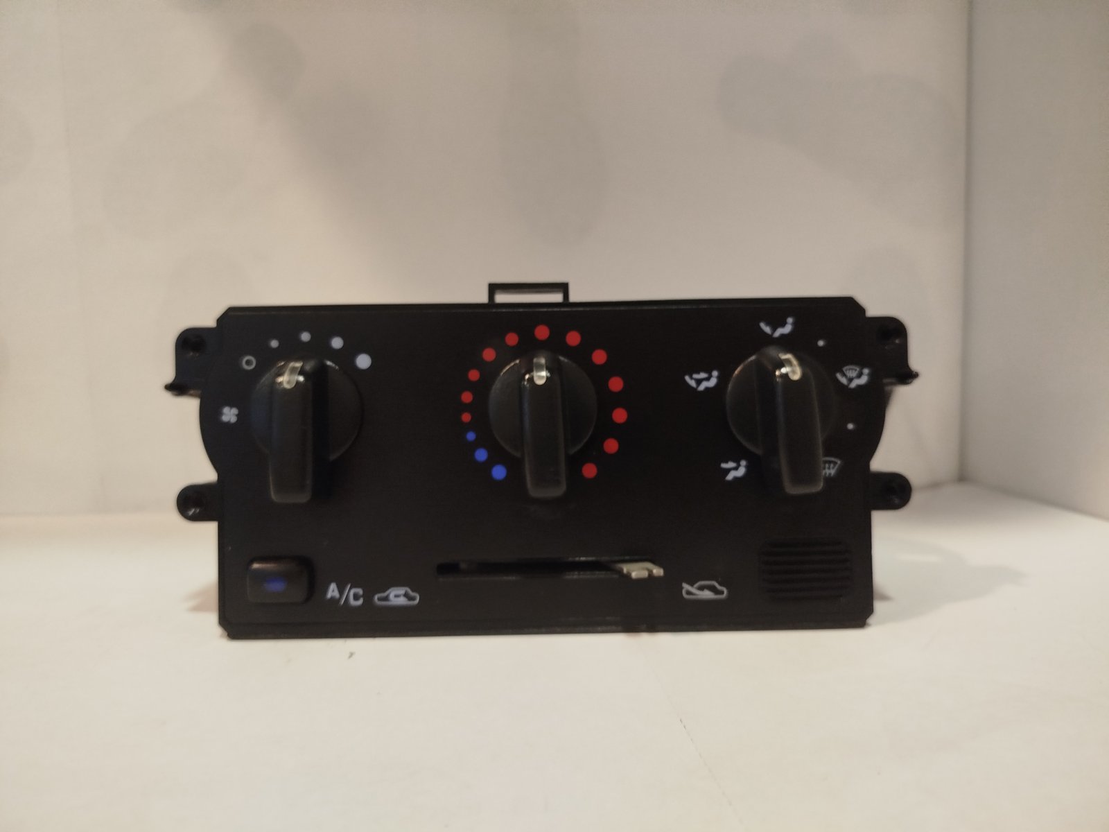 TABLEAU COMMANDE DE VENTILATION 70402 30732